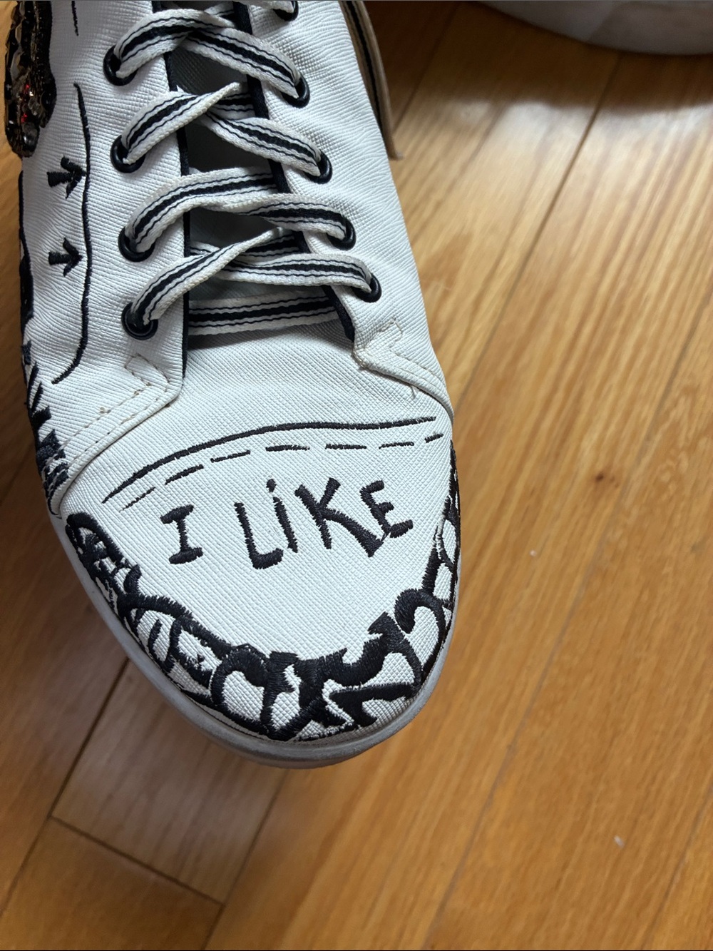 Animal White and Black Canvas Sneakers with Graphic Detailing - Picture 5 of 8